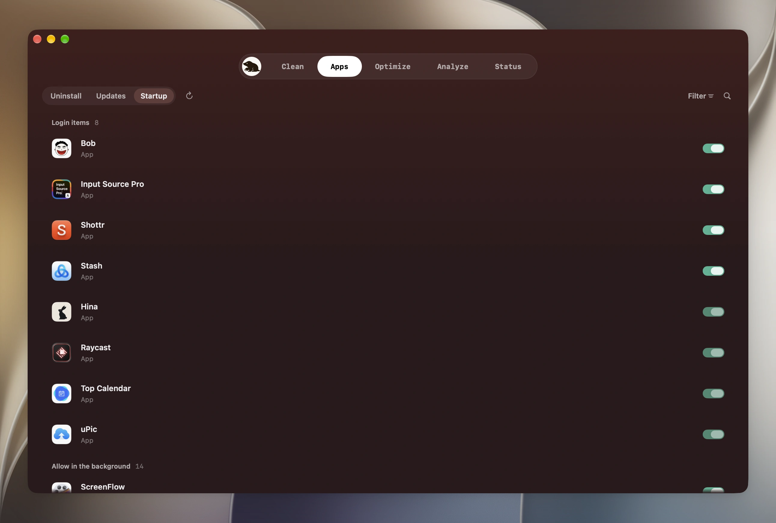 Mole's Startup list showing login items such as Bob, Shottr, Stash, and Raycast, each with its own switch.